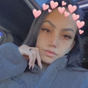 Meet your Posher, Elisha